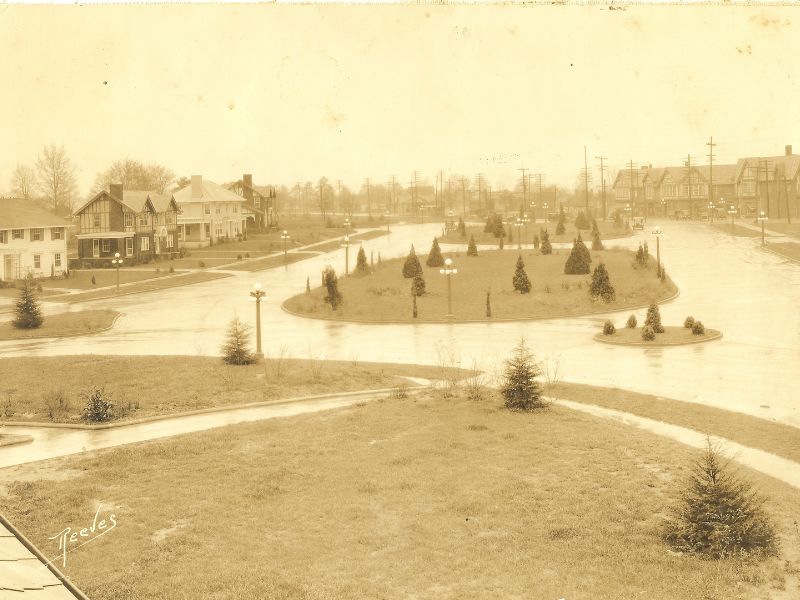 avondale-plaza-circa-1925 avondale-plaza-circa-1925